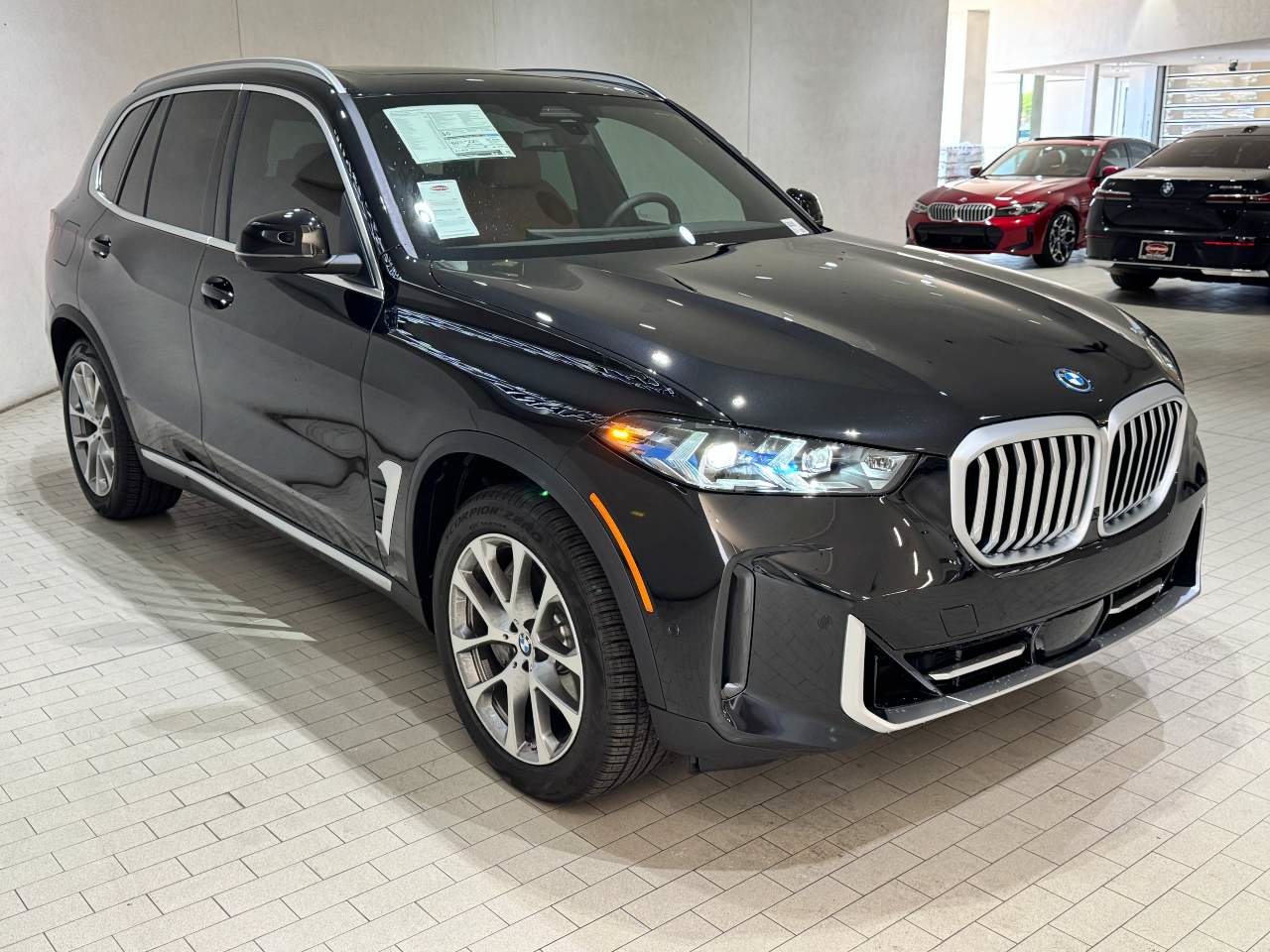 Used 2026 BMW X5 xDrive50e w/ Parking Assistance Package AWD/4WD image 10