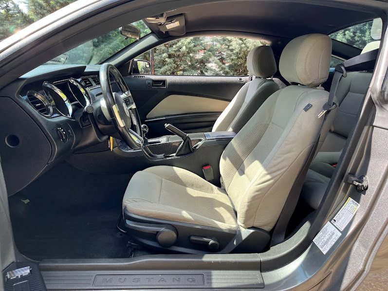 Used 2014 Ford Mustang GT RWD image 8
