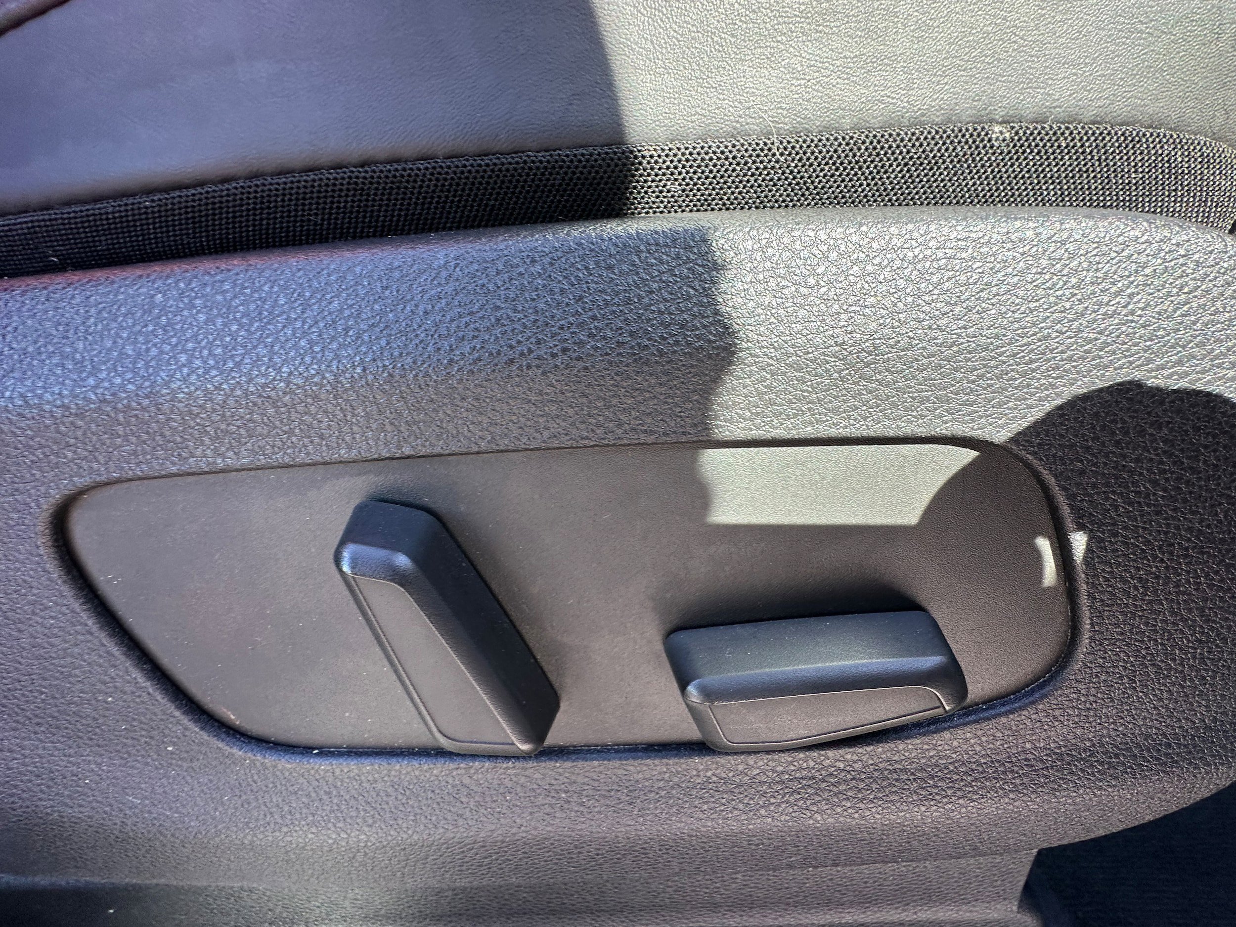 Used 2024 Kia Carnival SX FWD image 21