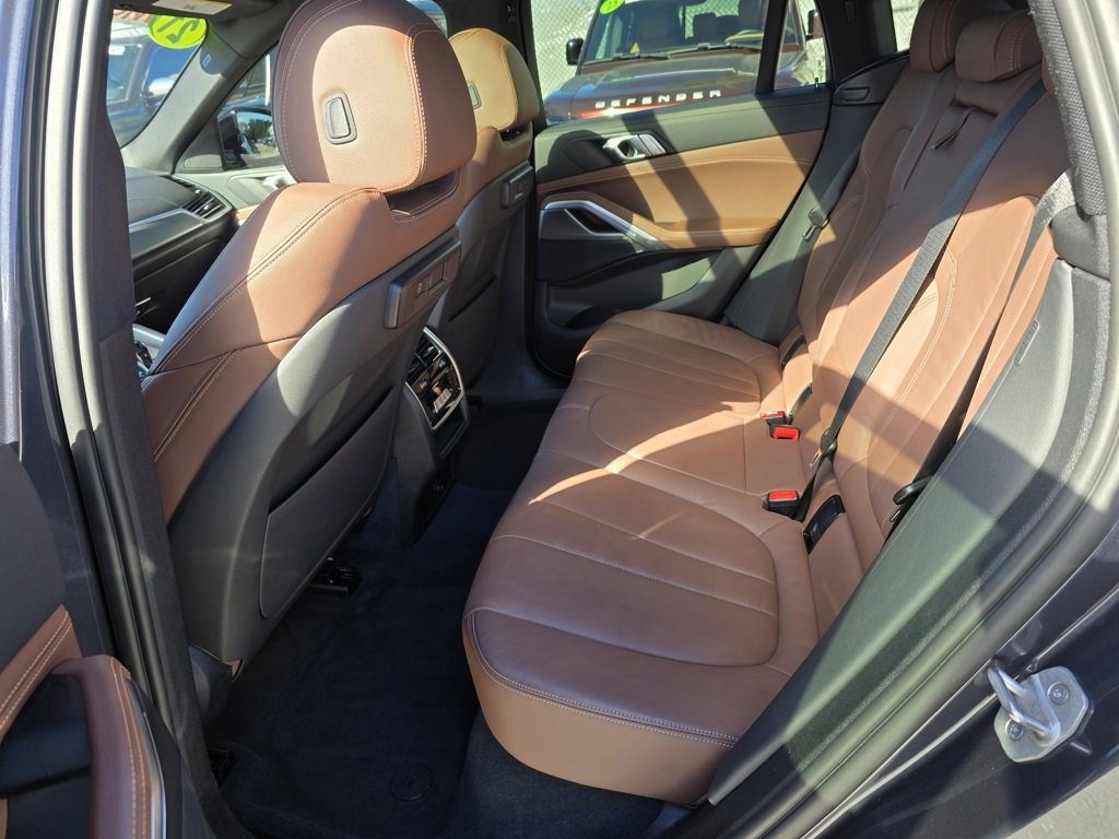 Used 2021 BMW X6 sDrive40i w/ Convenience Package image 31