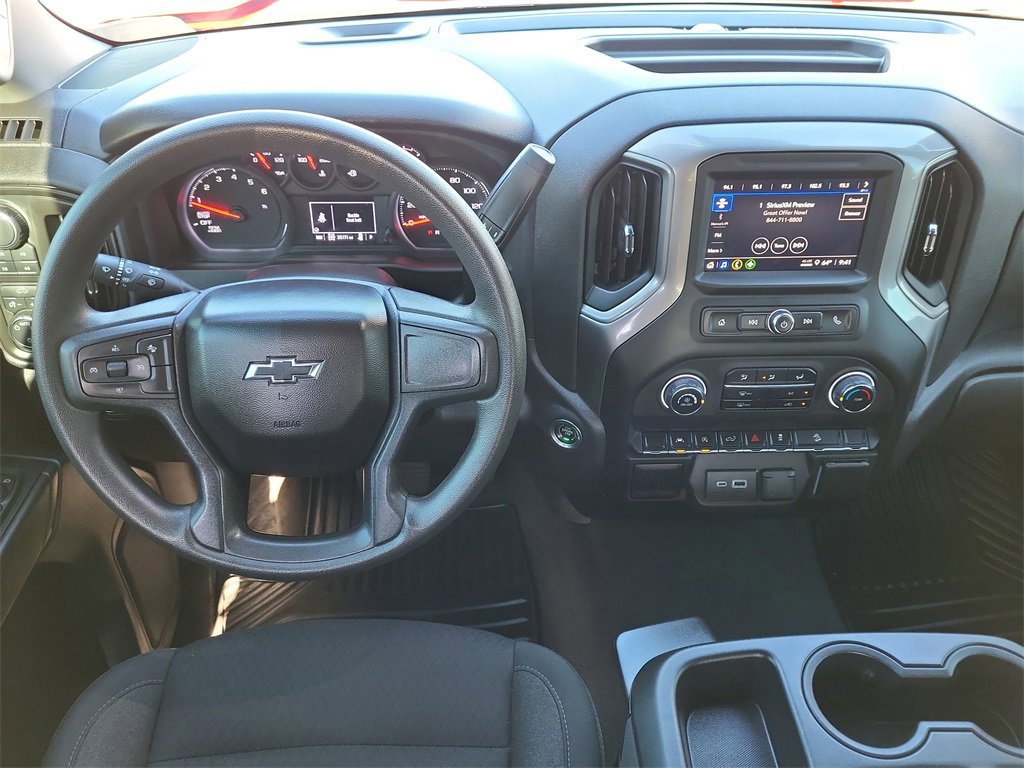 Certified 2024 Chevrolet Silverado 1500 Custom Trail Boss w/ Turbomax Blackout Package image 9