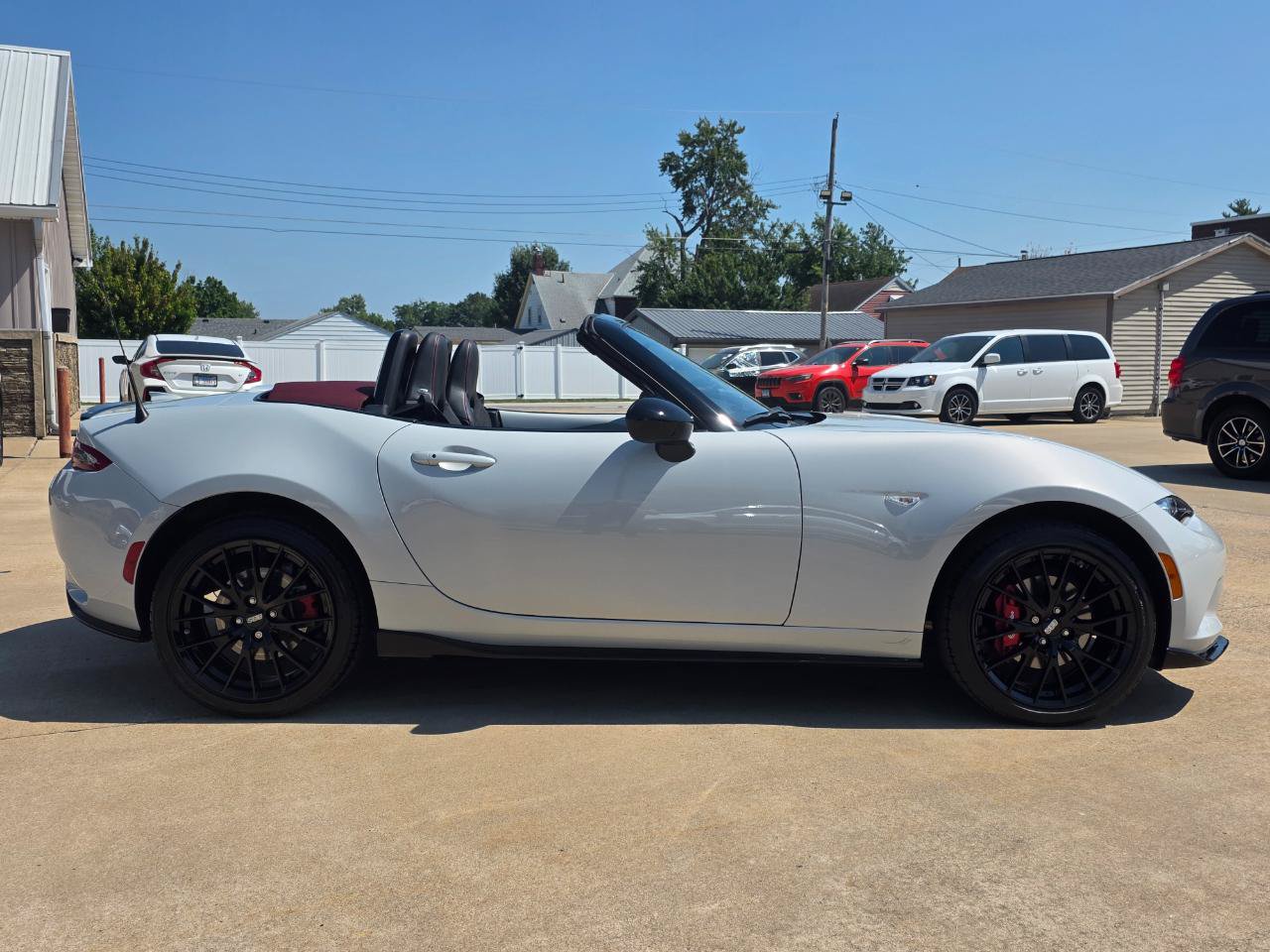 Used 2018 MAZDA MX-5 Miata Club w/ Brembo/BBS Recaro Package RWD image 21