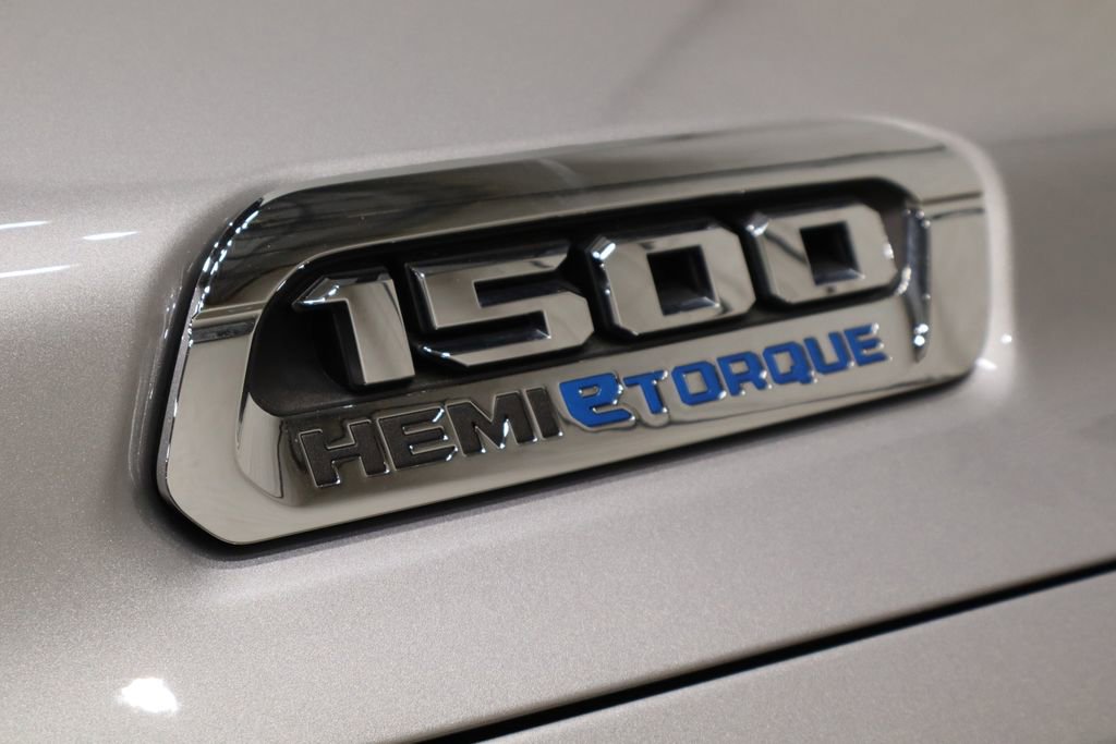 Used 2022 RAM 1500 Limited w/ Body Color Bumper Group image 38