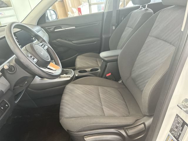 Certified 2025 Kia Seltos LX AWD/4WD image 15