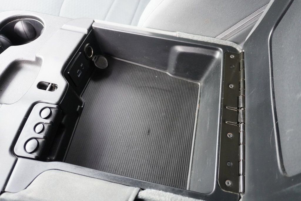 Used 2017 RAM 1500 Express image 28