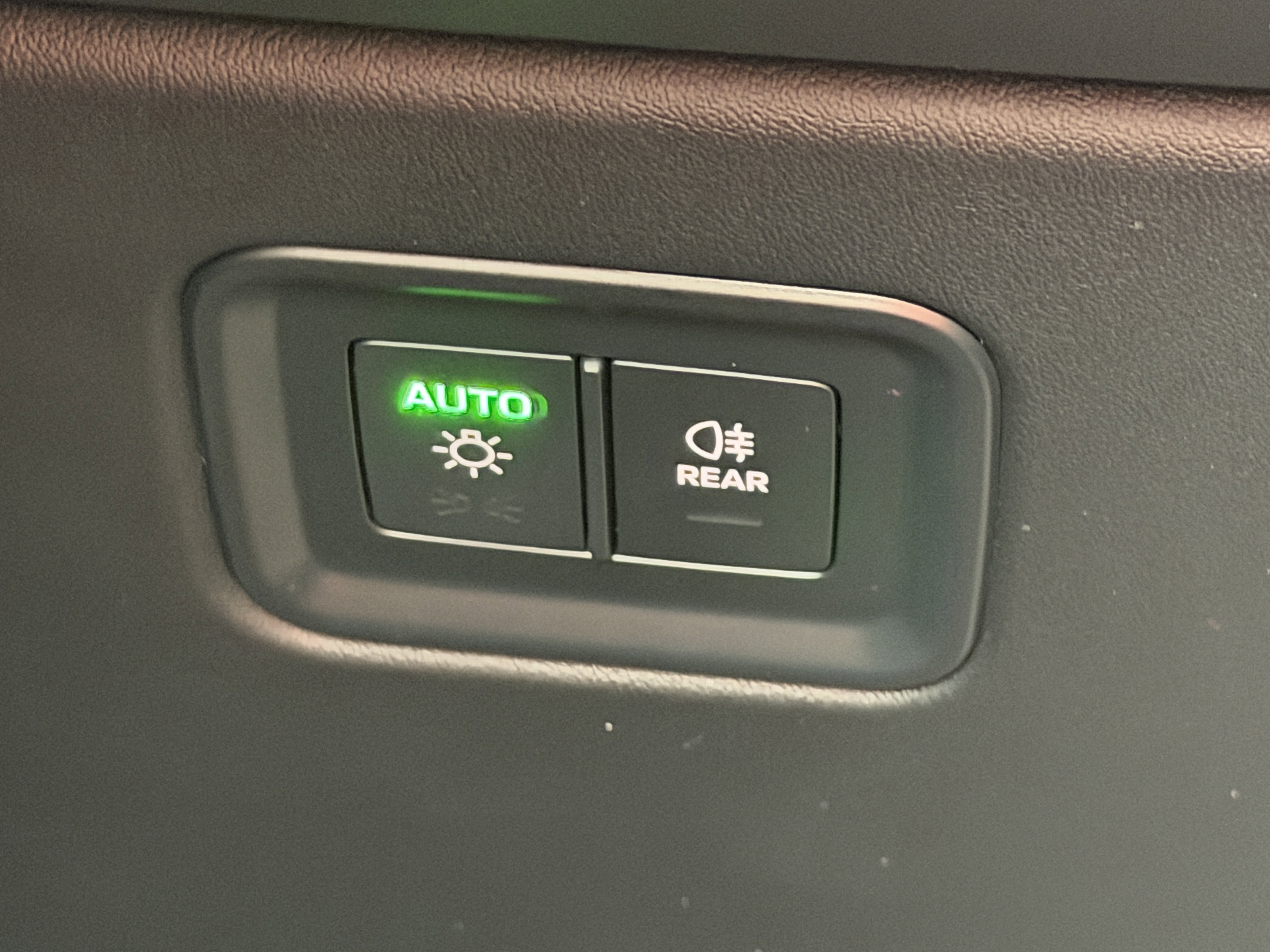 New 2026 Porsche Macan Electric image 31