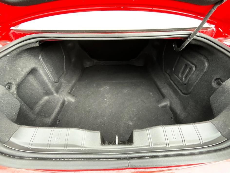 Used 2017 Chevrolet Camaro SS image 8