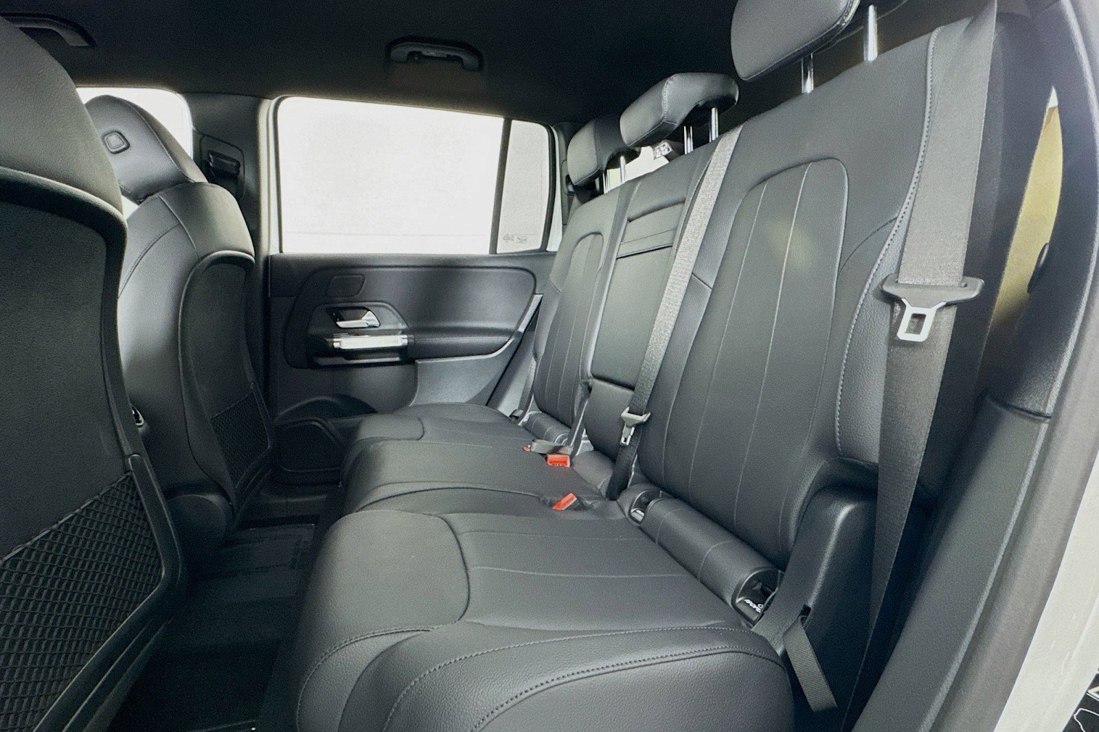 New 2026 Mercedes-Benz GLB 250 image 7