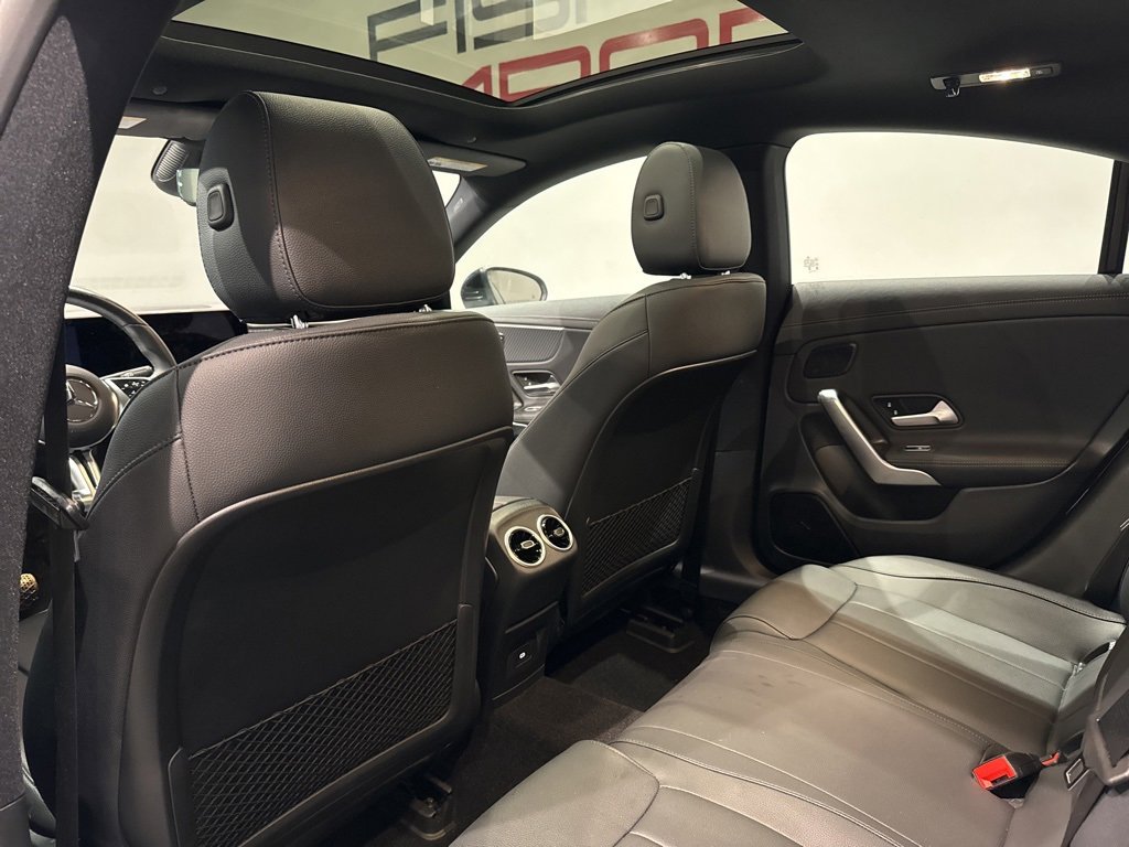 Used 2024 Mercedes-Benz CLA 250 4MATIC image 33