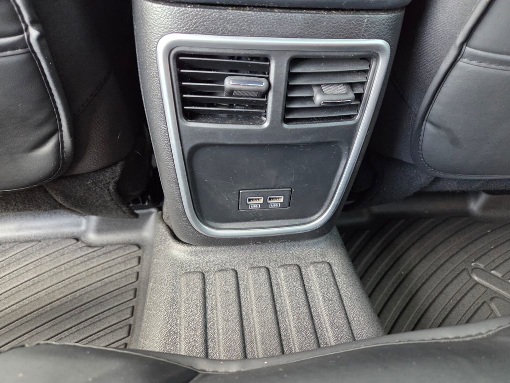 Certified 2023 Dodge Charger SXT RWD image 13