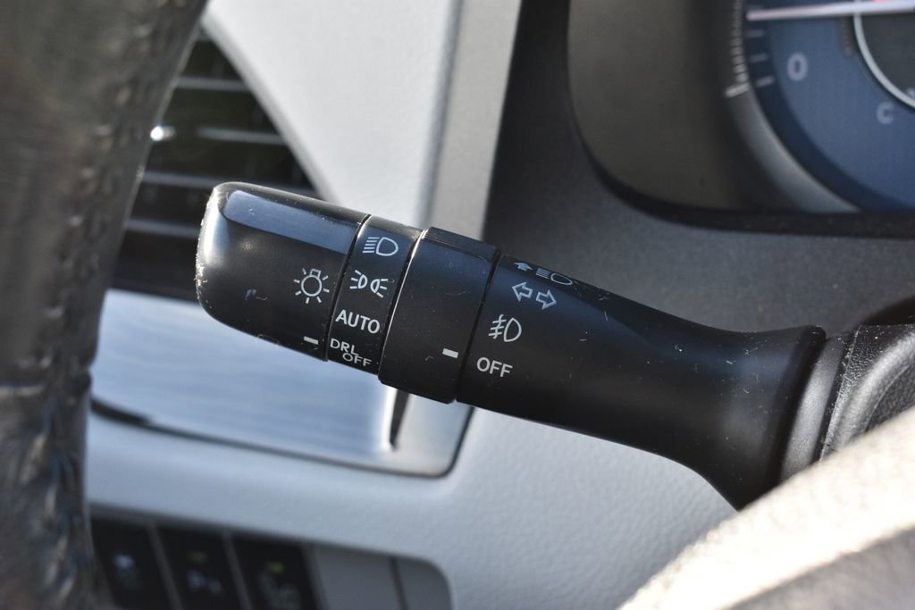 Used 2016 Toyota Sienna XLE image 16