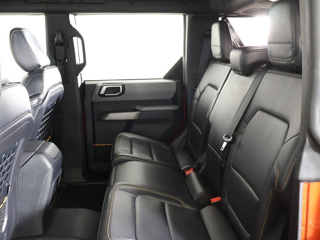 Used 2023 Ford Bronco Badlands image 29