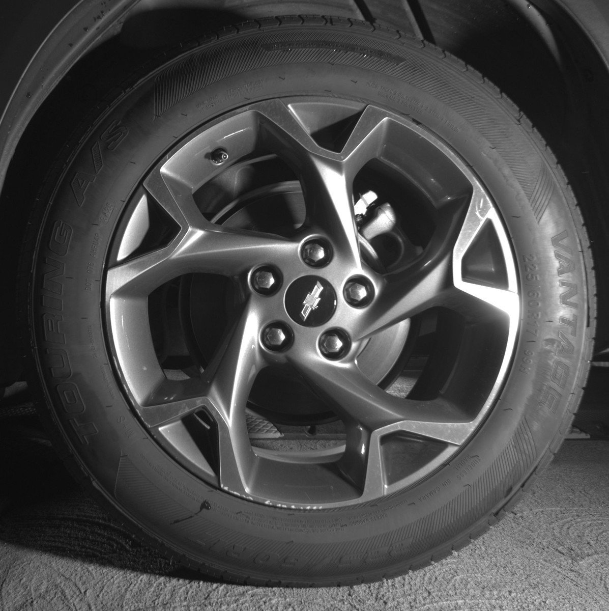 Used 2025 Chevrolet Trax LT w/ LT Convenience Package FWD image 14