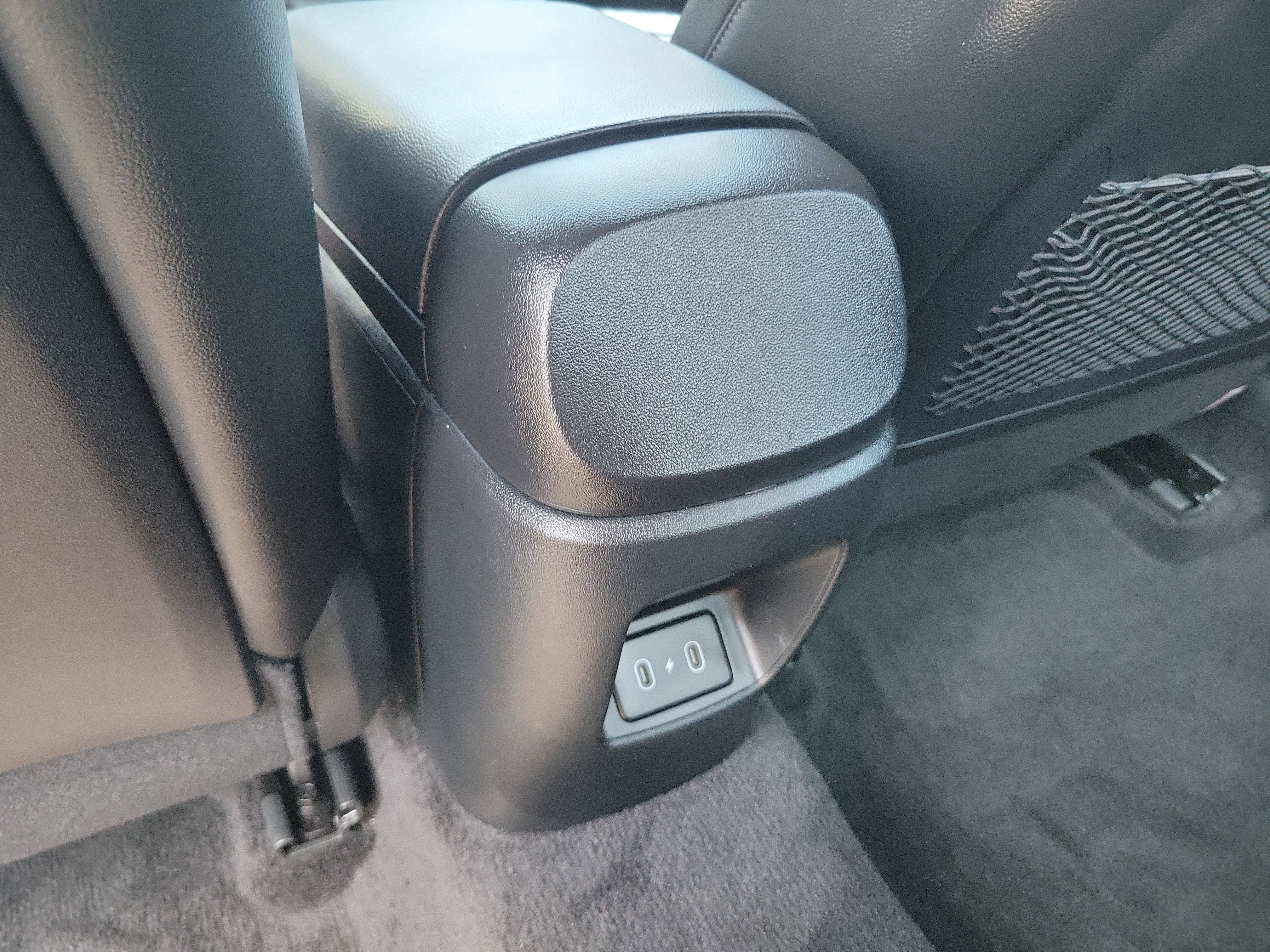 Certified 2025 Hyundai Elantra Limited image 25