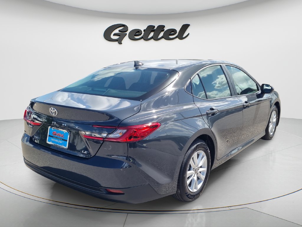 Used 2026 Toyota Camry LE FWD image 5