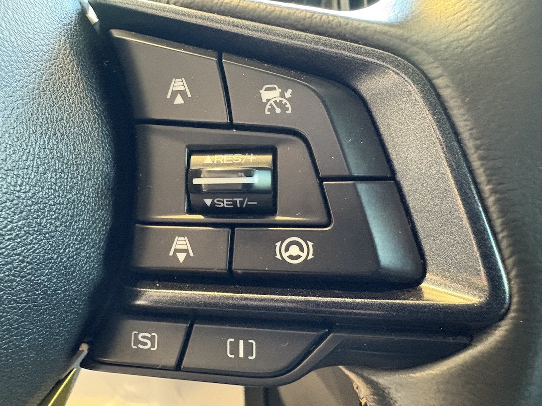Used 2021 Subaru Crosstrek 2.5i Sport AWD/4WD image 12