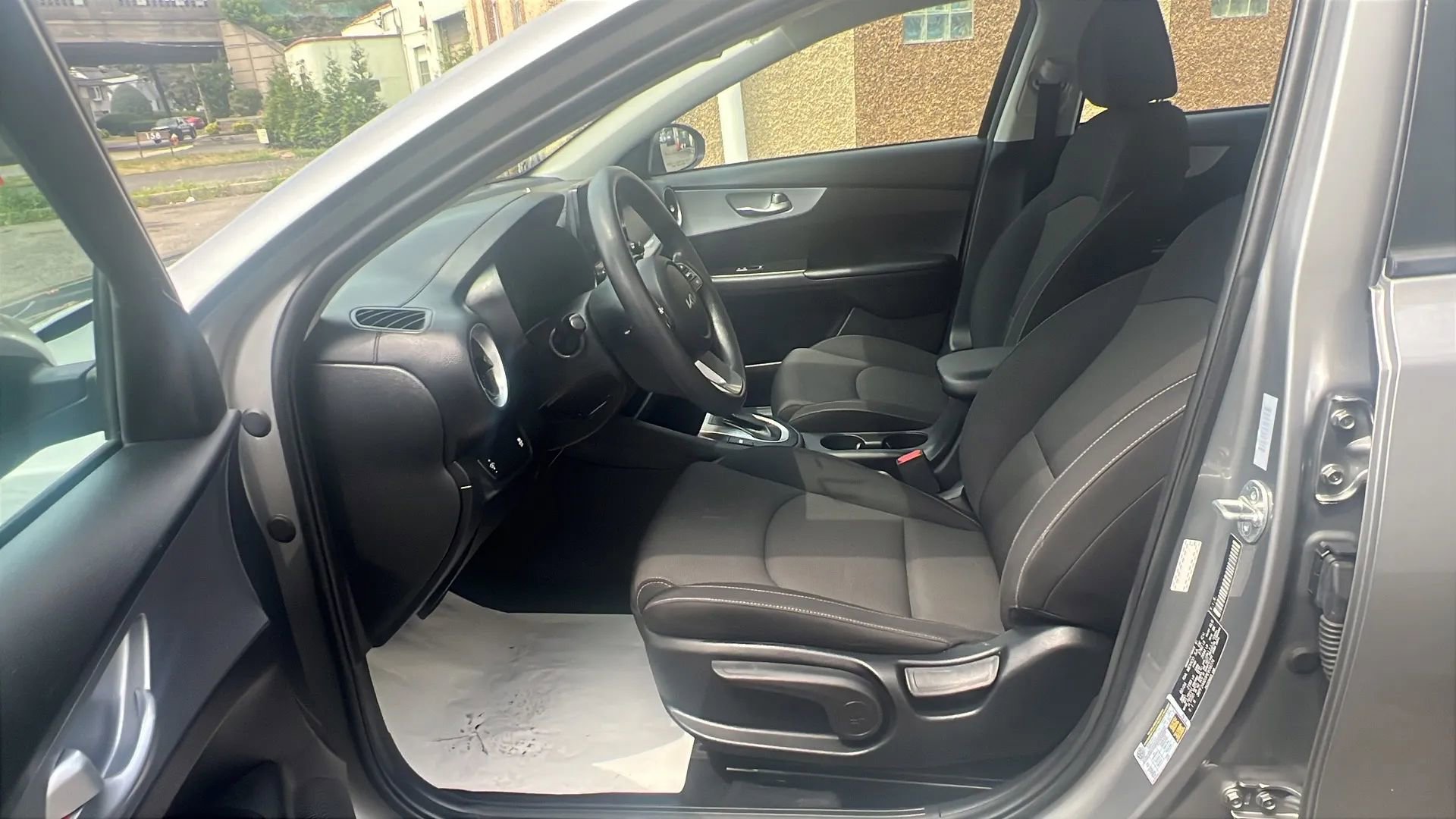 Used 2023 Kia Forte LXS image 26