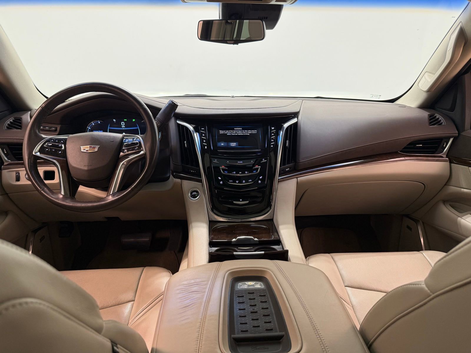 Used 2017 Cadillac Escalade Luxury image 26