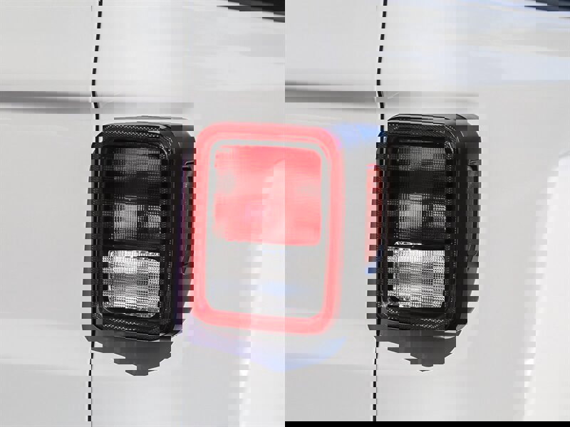 Used 2023 Jeep Gladiator Willys image 16