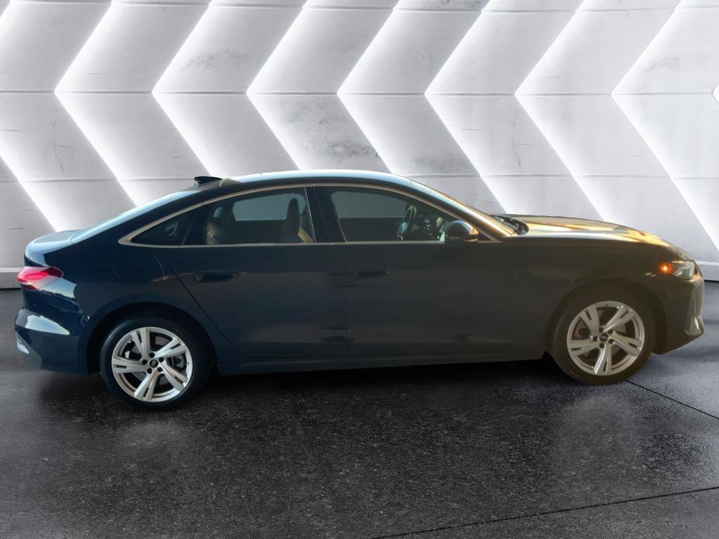 Used 2025 Audi A5 2.0T Premium Plus image 4