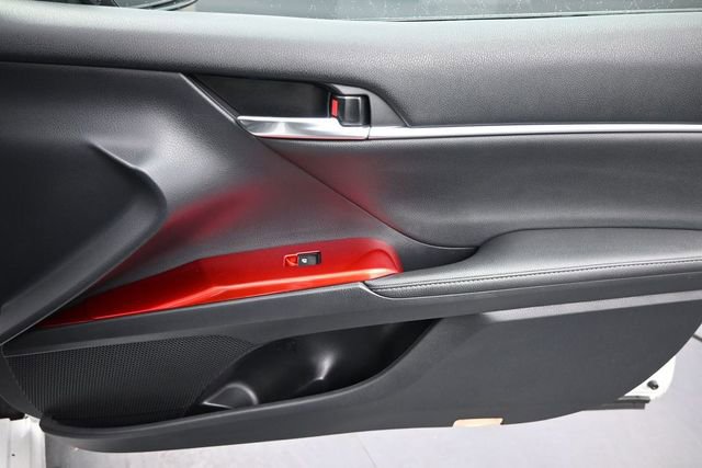 Used 2020 Toyota Camry XSE AWD/4WD image 25