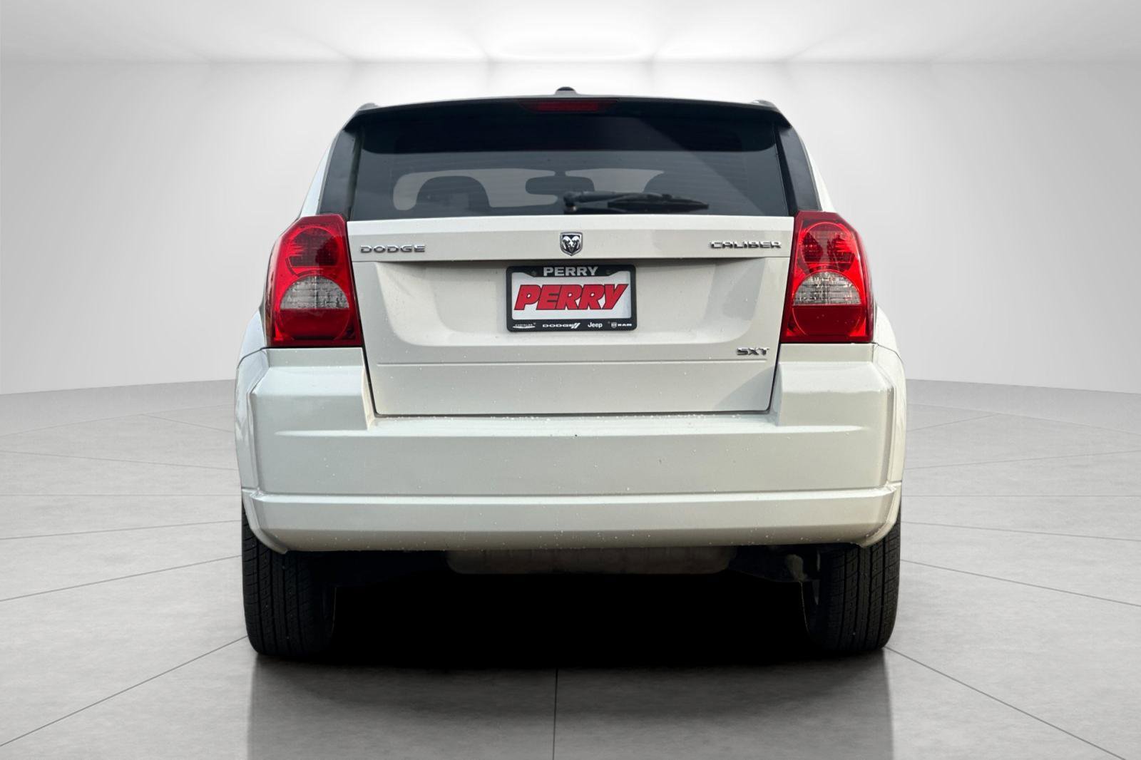 Used 2009 Dodge Caliber SXT image 4