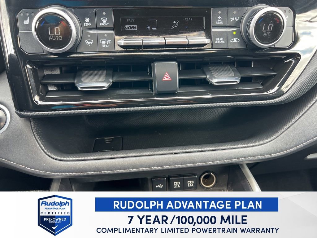 Used 2021 Toyota Highlander XSE FWD image 37