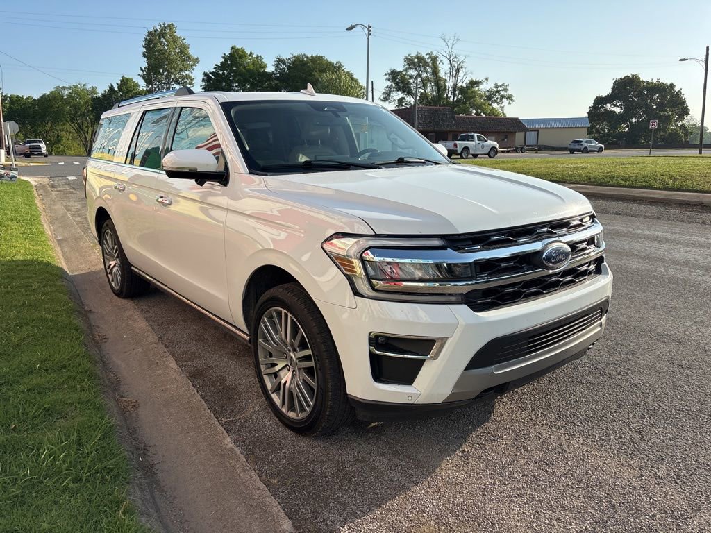 Used 2023 Ford Expedition Max Limited image 8