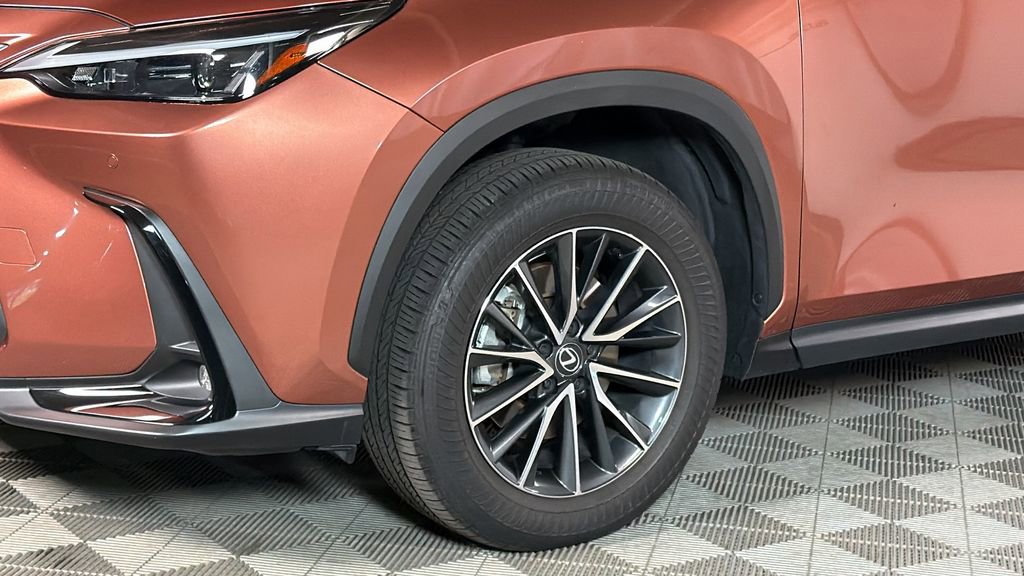 Used 2025 Lexus NX 350 AWD w/ Cold Area Package image 4