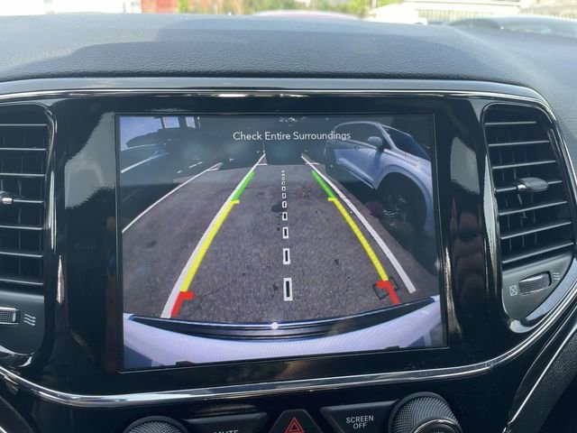 Used 2022 Jeep Grand Cherokee Limited image 29