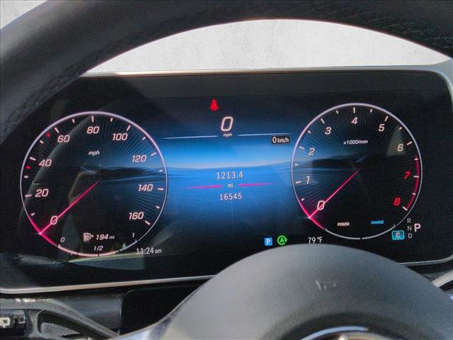 Used 2025 Mercedes-Benz GLC 300 4MATIC image 11