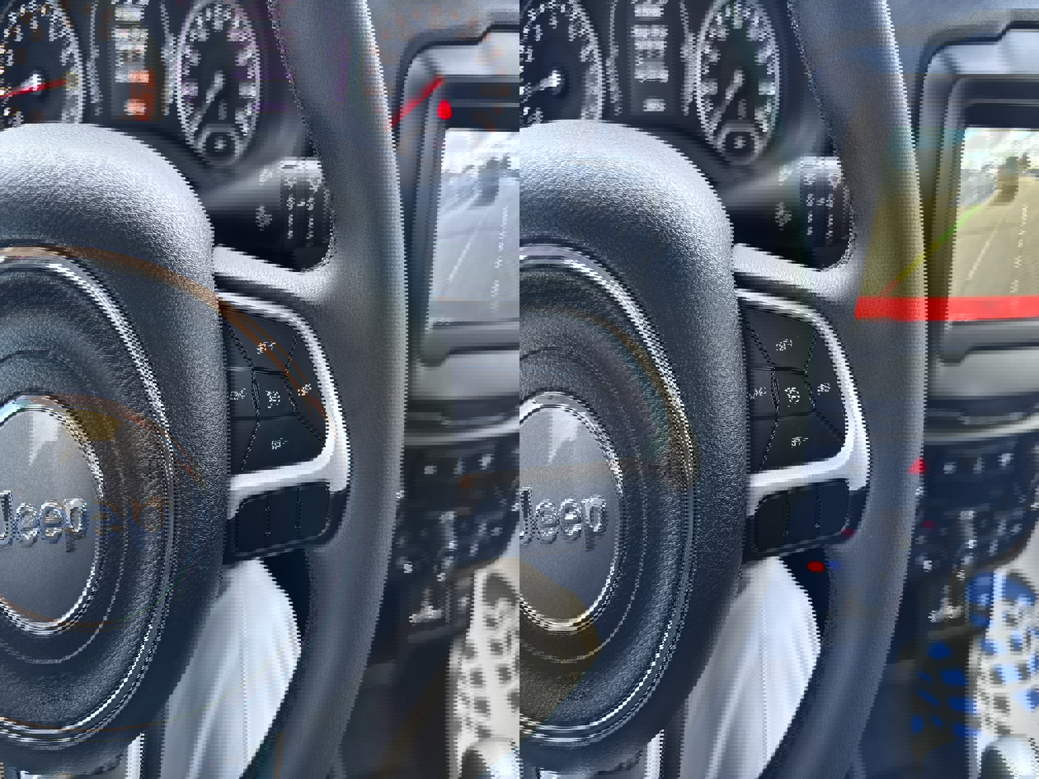 Used 2020 Jeep Renegade Latitude image 33