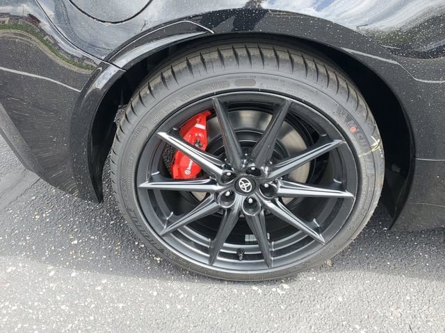 New 2026 Toyota GR86 Premium RWD image 5