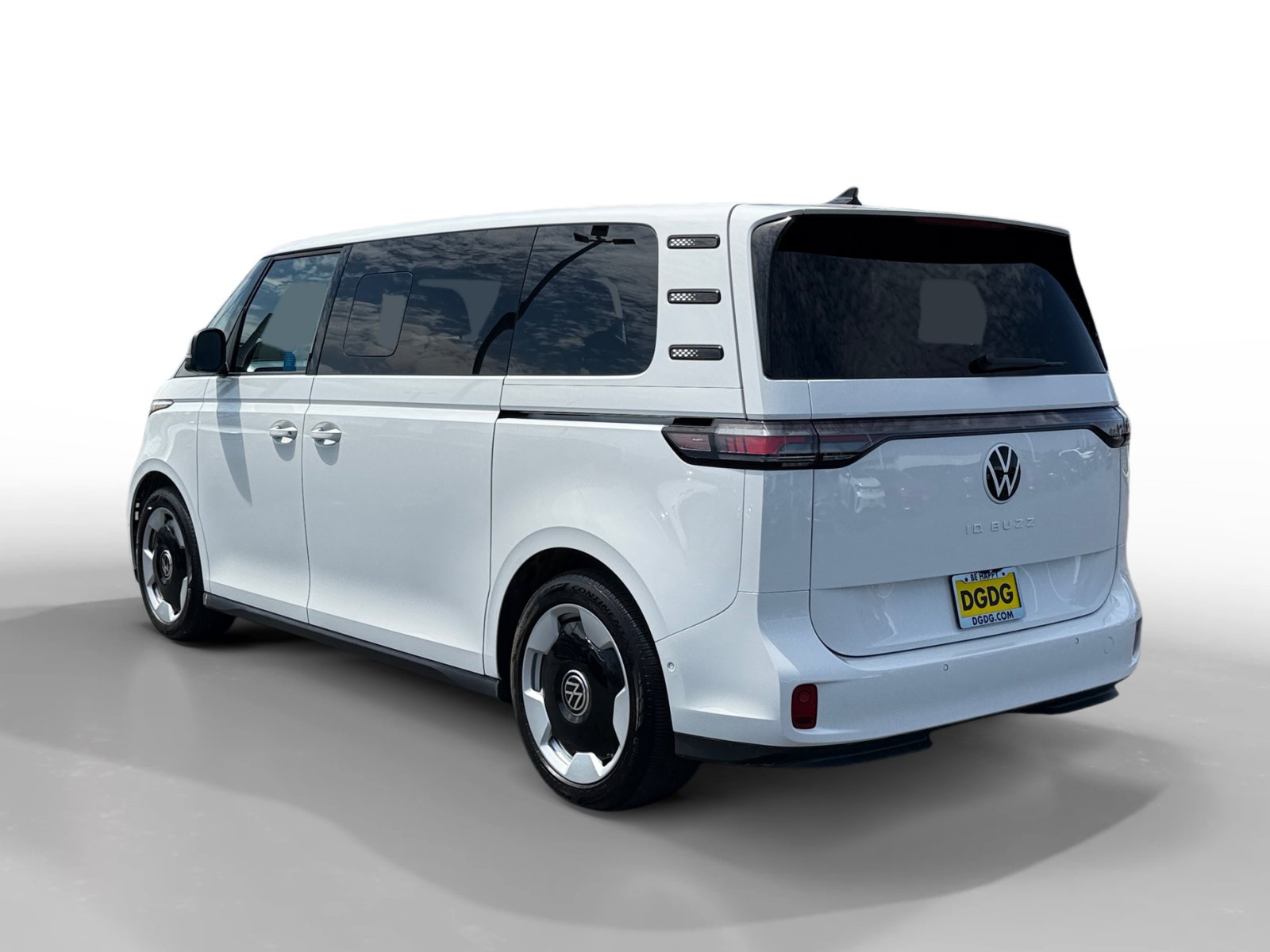 Certified 2025 Volkswagen ID. Buzz 1st Edition RWD image 3