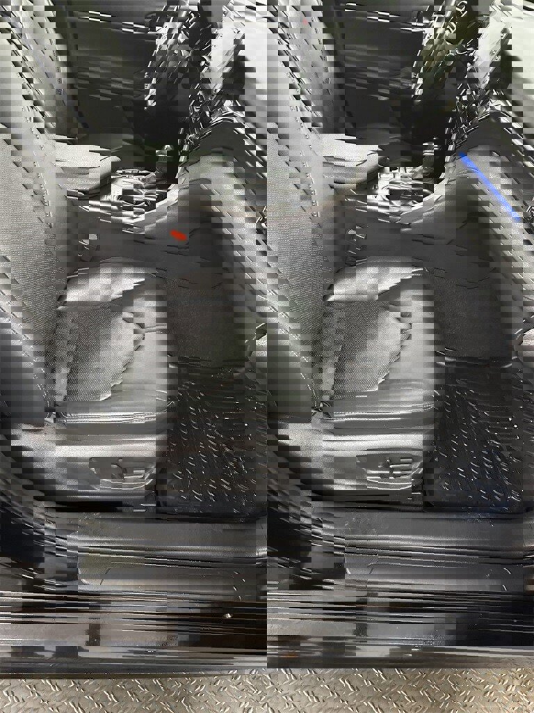 Used 2022 Toyota Camry XSE image 41