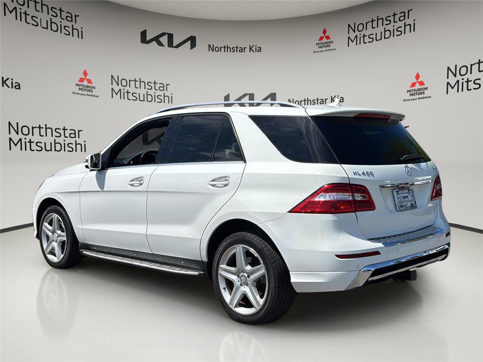 Used 2015 Mercedes-Benz ML 400 4MATIC image 3