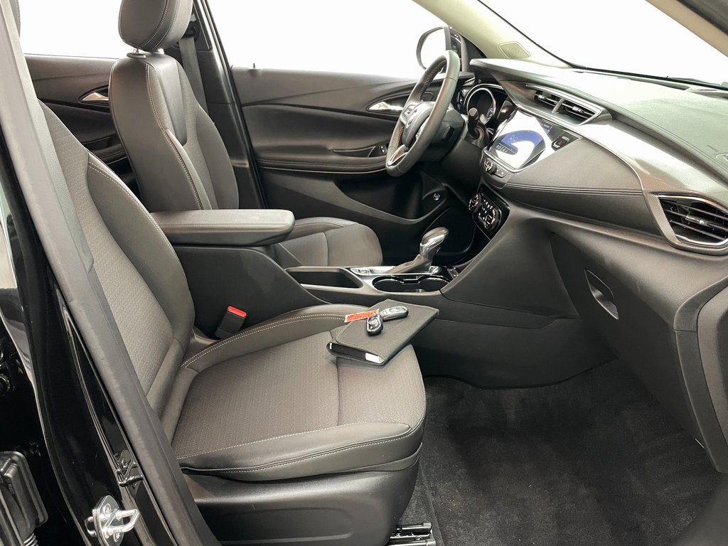 Used 2023 Buick Encore GX Select w/ Sport Touring Package image 35