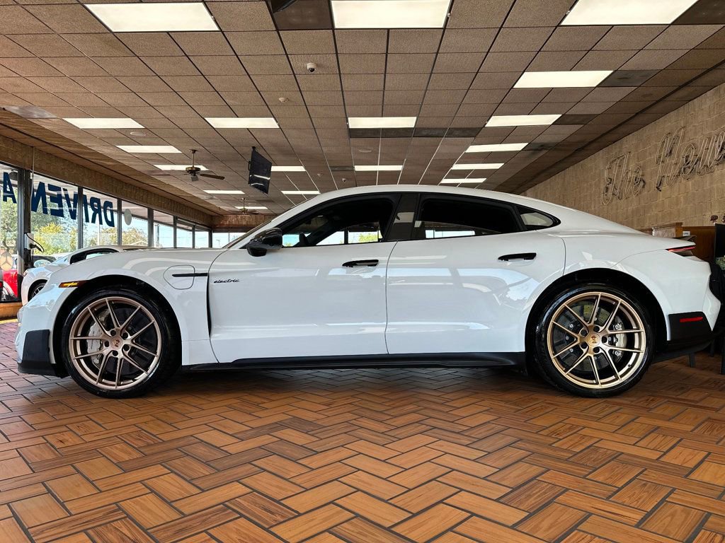 Used 2025 Porsche Taycan Turbo GT image 4