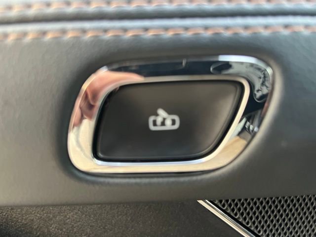 Used 2025 Lincoln Aviator AWD image 13