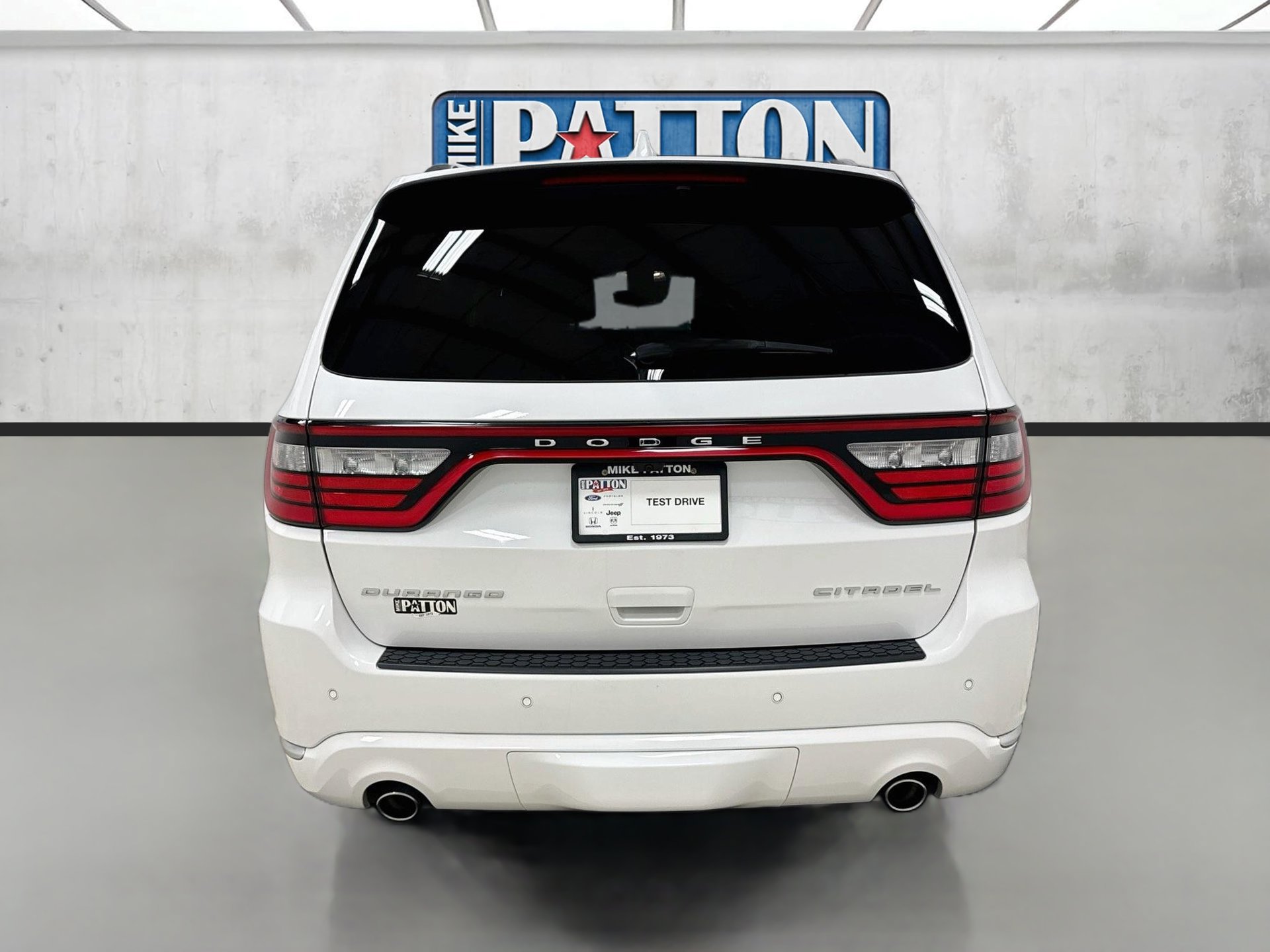 Used 2021 Dodge Durango Citadel w/ Premium Entertainment Group RWD image 6