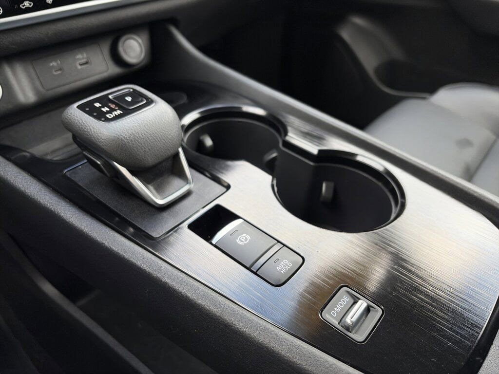 Used 2023 Nissan Rogue SV w/ SV Premium B Package image 19