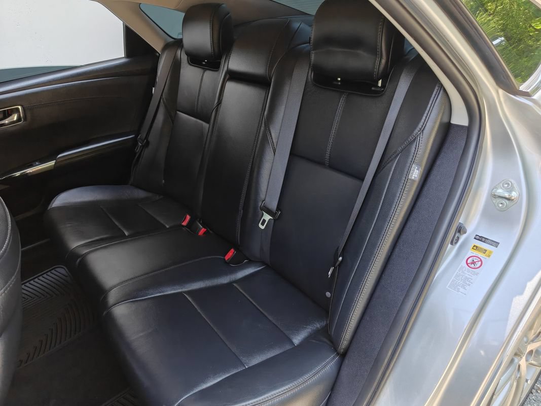 Used 2015 Toyota Avalon XLE Touring FWD image 16