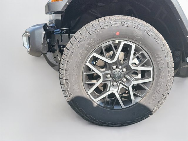 New 2027 Jeep Wrangler Unlimited Sahara AWD/4WD image 24