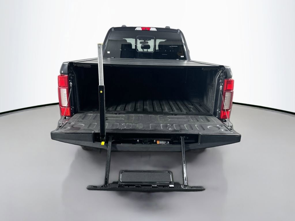 Used 2020 Ford F250 Platinum w/ Tremor Off-Road Package image 30