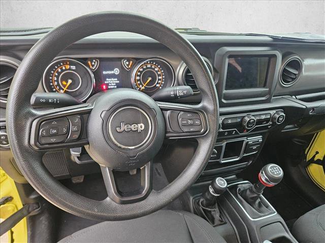 Used 2023 Jeep Gladiator Sport AWD/4WD image 15
