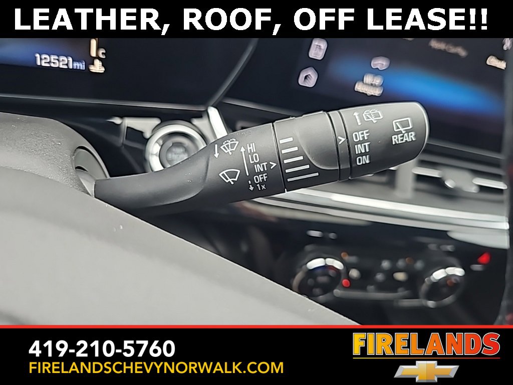 Certified 2025 Chevrolet Trax RS w/ Sunroof Package image 30