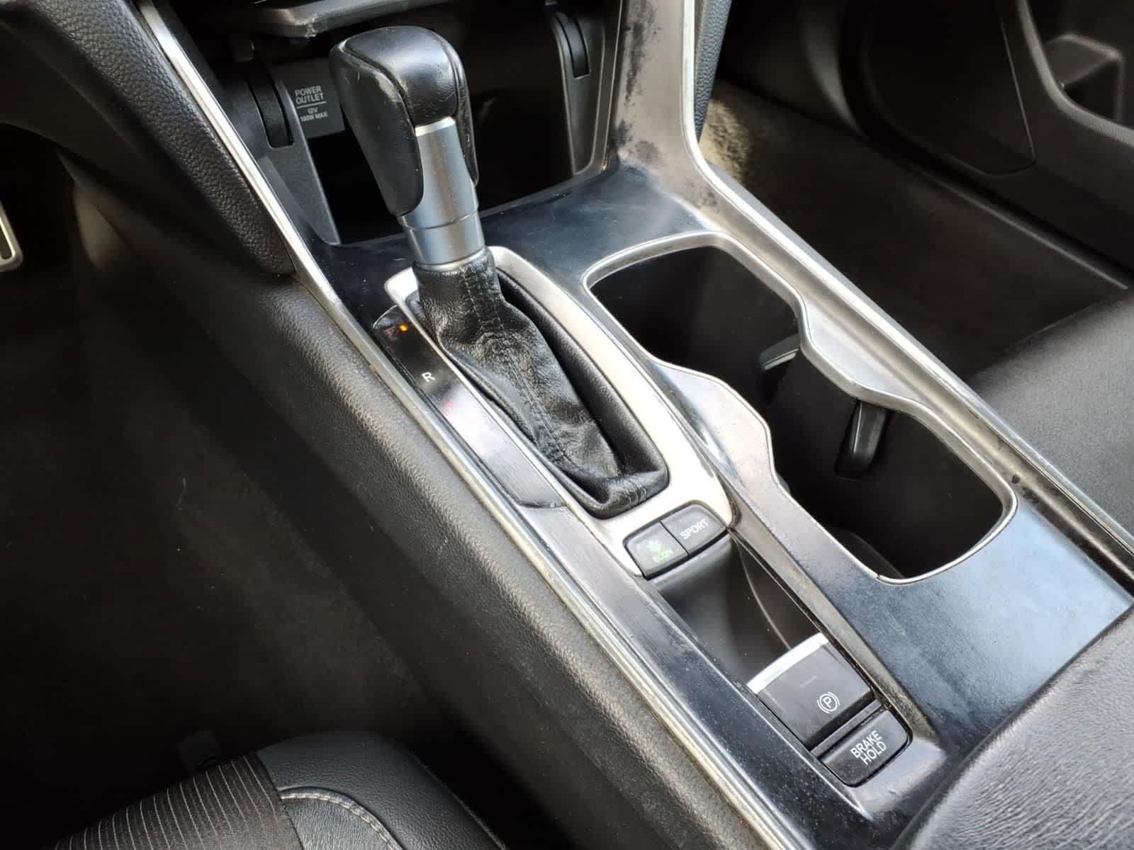 Used 2018 Honda Accord Sport image 22