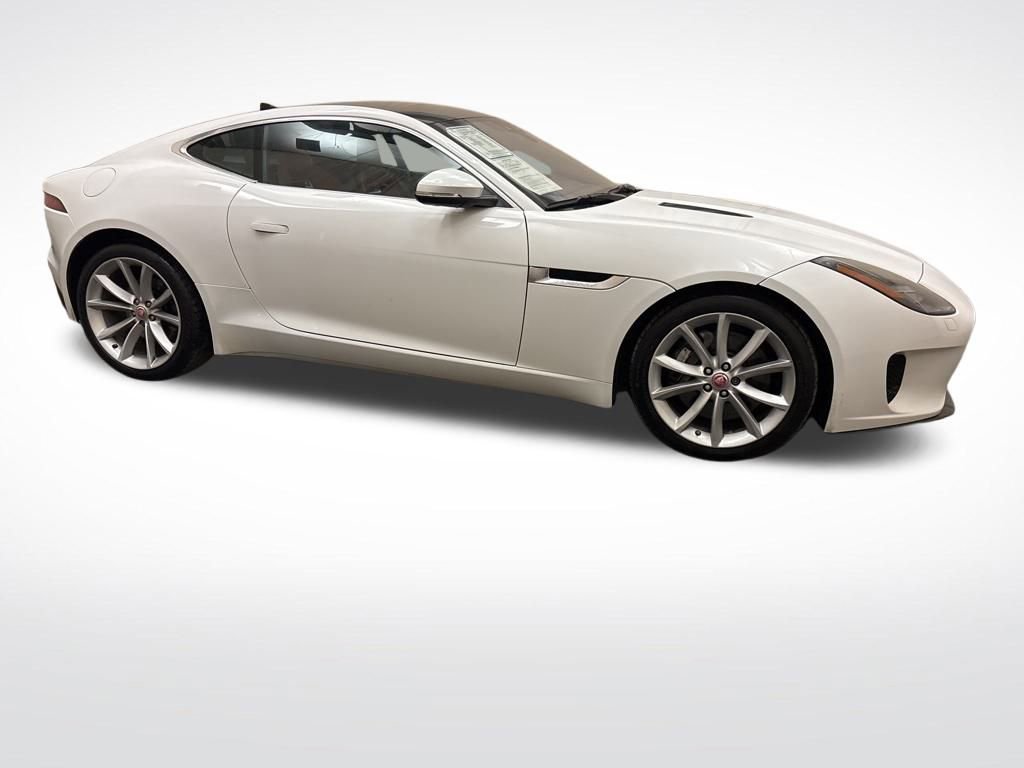 Used 2018 Jaguar F-TYPE Coupe image 4