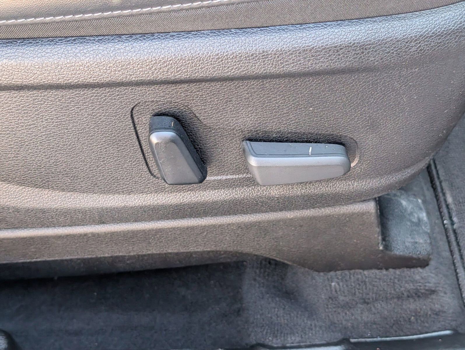 Used 2022 Kia Telluride SX w/ SX Prestige Package image 28