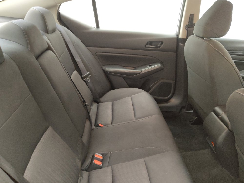 Used 2024 Nissan Altima 2.5 SV image 19